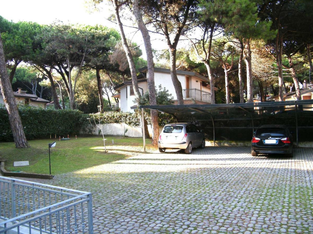 Villa Sofia Rosolina Mare Buitenkant foto