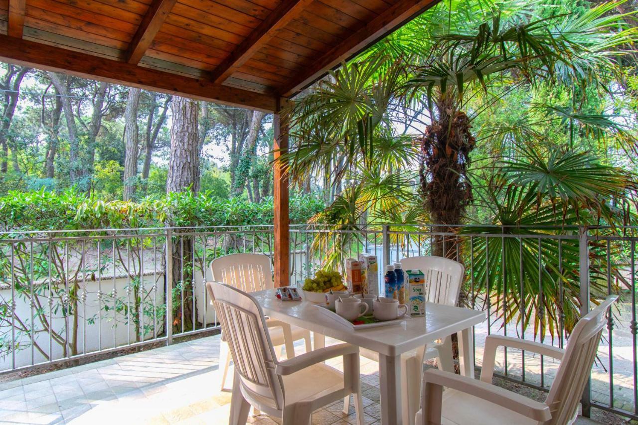 Villa Sofia Rosolina Mare Buitenkant foto